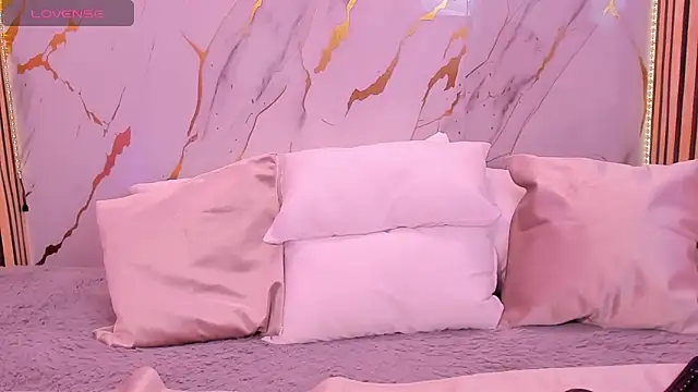 Dakota ferreti  online show from 25, 4, 2026