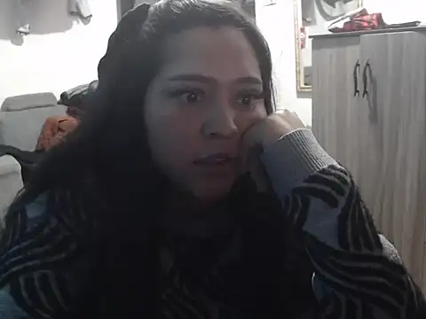 Renatta Sweet online show from 16, 5, 2026