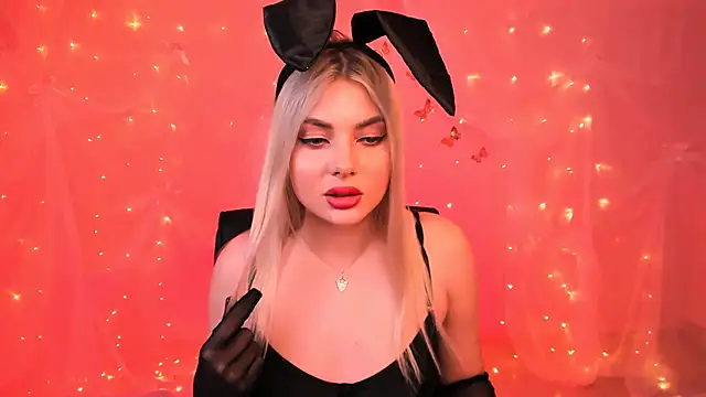 HyileyClark online show from 25, 4, 2026