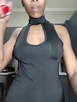 Snapshot of MsParisSmith chatting on 7, 6, 2026 MsParisSmith online show from 7, 6, 2026