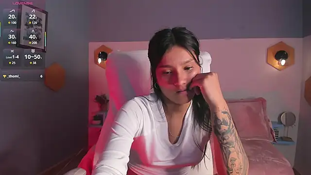 Kari Kaory online show from 22, 4, 2026