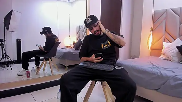 MatthewCullen online show from 24, 4, 2026