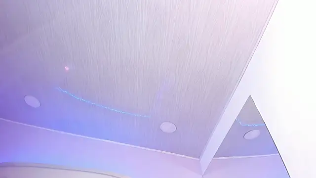 salome moon  online show from 9, 4, 2026