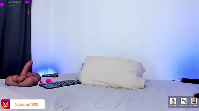 NahomiiAcosta online show from 17, 1, 2026