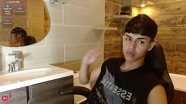 Ethan Jamees online show from 10, 3, 2026