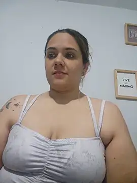 LoreinnFox online show from 28, 4, 2026