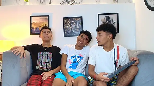 COUPLES BOYS online show from 11, 3, 2026