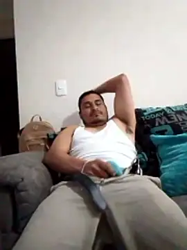 cristian112090 online show from 5, 2, 2026