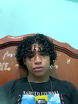 Snapshot of nvh18Aklzim chatting on 20, 12, 2025 nvh18Aklzim online show from 20, 12, 2025