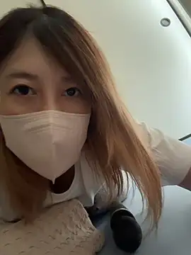 Snapshot of karin0720 chatting on 6, 8, 2026 karin0720 online show from 6, 8, 2026