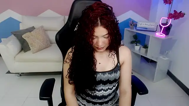 zahira1 online show from 7, 2, 2026