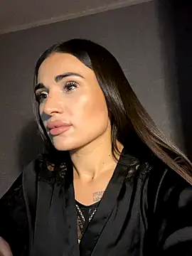 Snapshot of MonikaSi chatting on 4, 12, 2025 MonikaSi online show from 4, 12, 2025