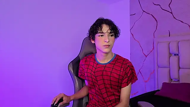 SthepanodiMonaco online show from 4, 3, 2026