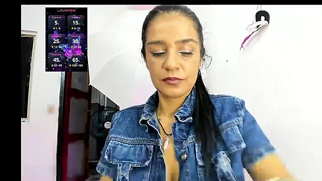 Snapshot of sweetCatallina chatting on 9, 7, 2026 sweetCatallina online show from 9, 7, 2026