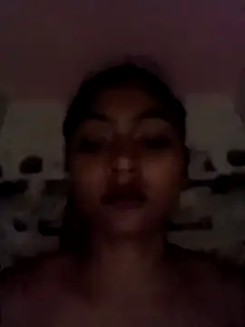 Cute diya023 online show from 27, 4, 2026