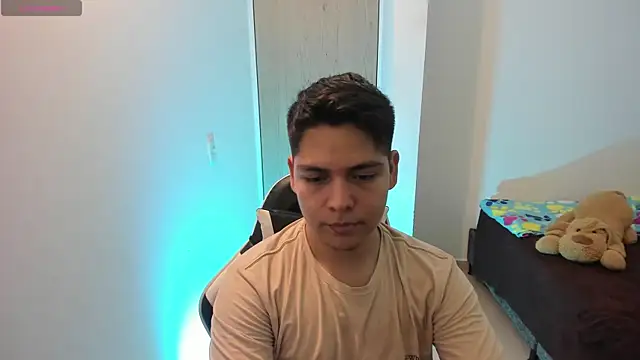 Asta YunoXXX online show from 28, 4, 2026