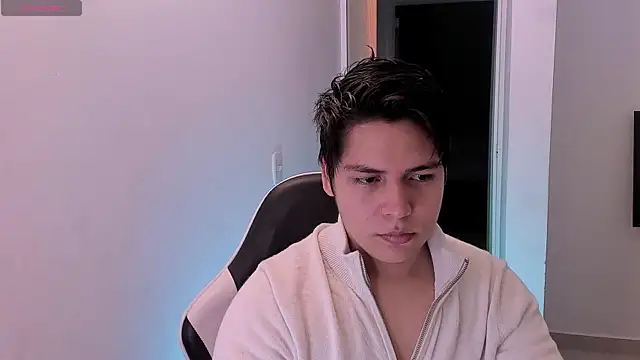 Asta YunoXXX online show from 19, 7, 2026