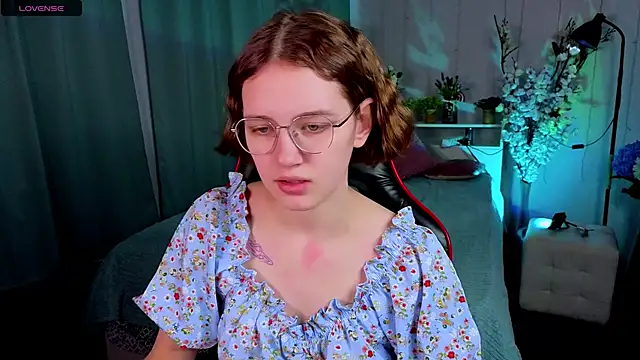 Mia Mooore online show from 26, 2, 2026