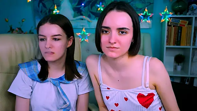 KateWillows online show from 11, 4, 2026