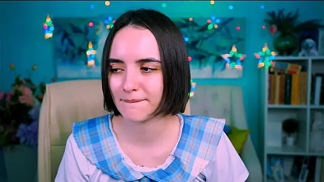 KateWillows online show from 22, 4, 2026