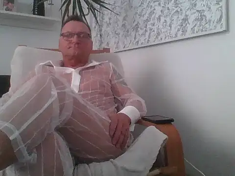 Snapshot of alf0402 chatting on 30, 11, 2025 alf0402 online show from 30, 11, 2025