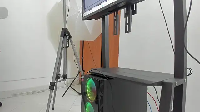 MHONIKBELUCCI online show from 11, 3, 2026