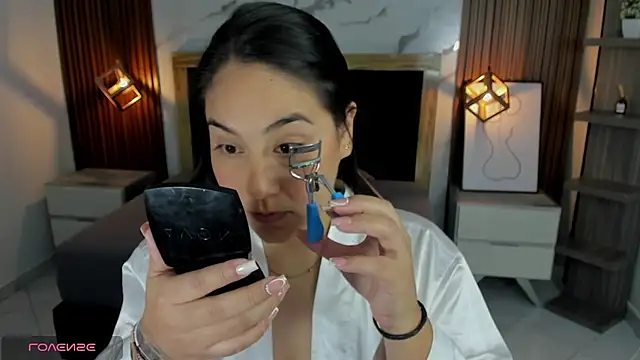 VIOLETTA ROSS1 online show from 9, 1, 2026