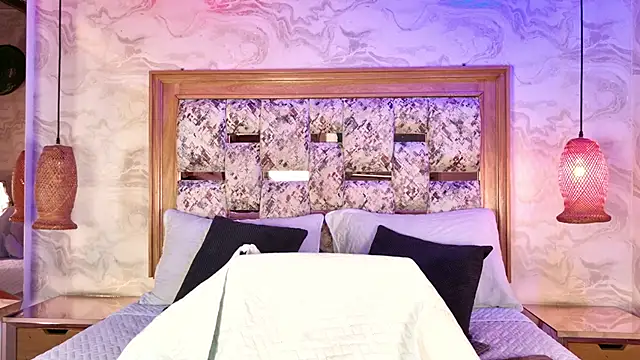 emily dempsey online show from 9, 4, 2026