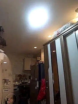 lolotheone online show from 17, 4, 2026