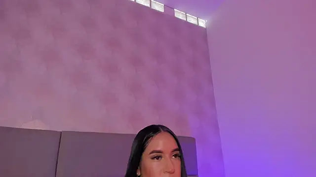 Emily luve online show from 26, 5, 2026