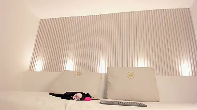 ayla velt online show from 21, 4, 2026