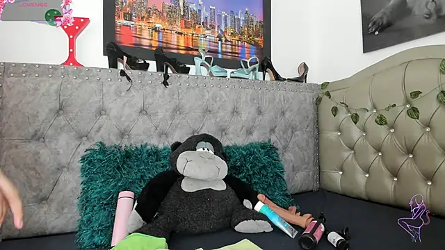 Melody Prescott online show from 2, 2, 2026