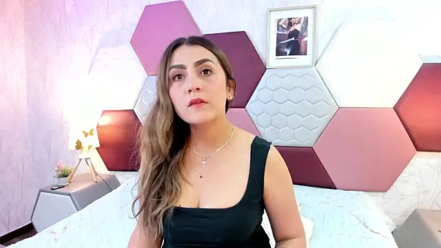 AriaRous online show from 25, 4, 2026