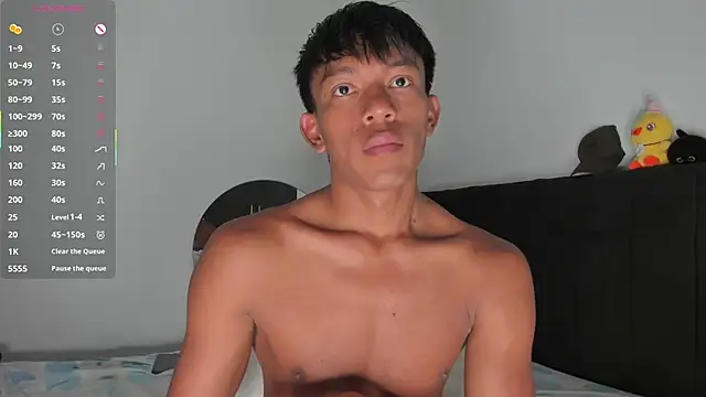 santinaughty online show from 24, 4, 2026