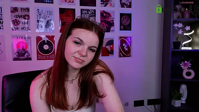 Snapshot of mikameovv chatting on 3, 7, 2026 mikameovv online show from 3, 7, 2026
