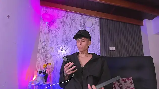 Jake beach  online show from 8, 2, 2026