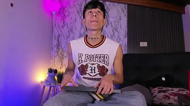 Jake beach  online show from 22, 2, 2026