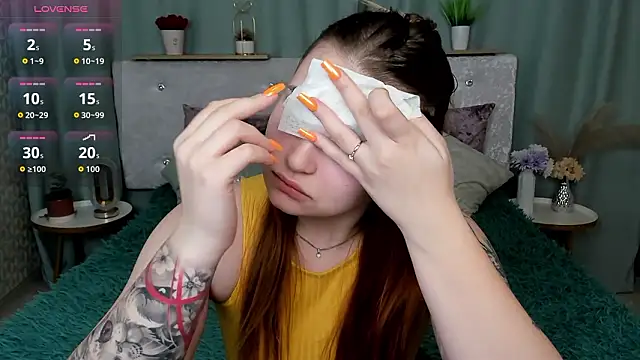 Snapshot of MilanaXHoney chatting on 7, 2, 2026 MilanaXHoney online show from 7, 2, 2026