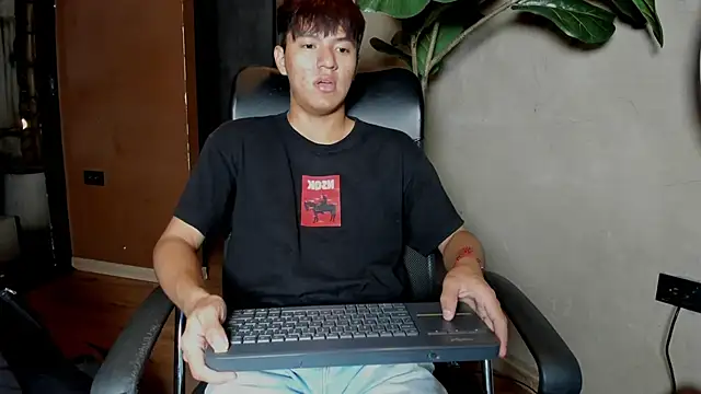 isaac grimm online show from 11, 2, 2026