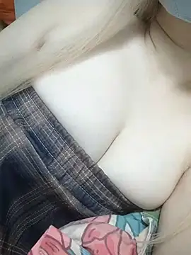 miniiceyya online show from 20, 4, 2026