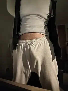 Snapshot of DanWolverin chatting on 18, 3, 2026 DanWolverin online show from 18, 3, 2026