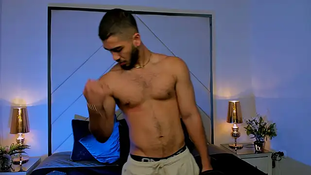 Franco banderas online show from 12, 1, 2026