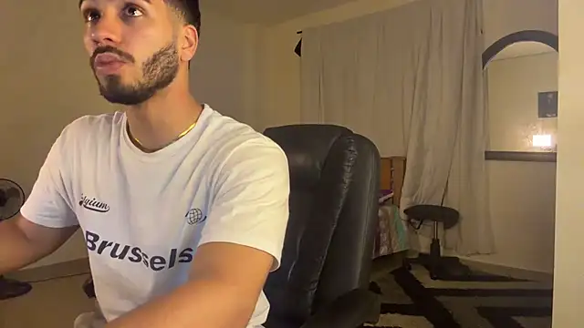 Franco banderas online show from 24, 4, 2026