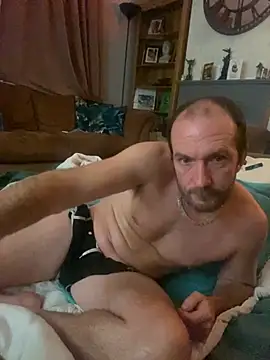 Snapshot of majorredeye40 chatting on 29, 11, 2025 majorredeye40 online show from 29, 11, 2025