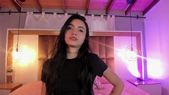 BrianaJhons19 online show from 27, 4, 2026