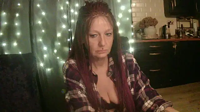 Snapshot of pixxiexo chatting on 21, 3, 2026 pixxiexo online show from 21, 3, 2026