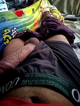 Snapshot of osc-sengom21 chatting on 1, 12, 2025 osc-sengom21 online show from 1, 12, 2025