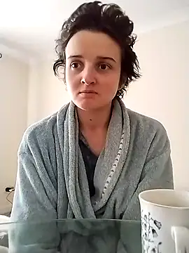 Amy01112 online show from 22, 4, 2026