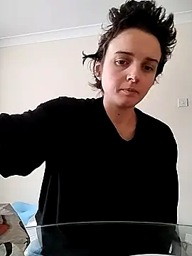 Amy01112 online show from 25, 4, 2026