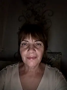 Snapshot of MichelleLove48 chatting on 2, 12, 2025 MichelleLove48 online show from 2, 12, 2025